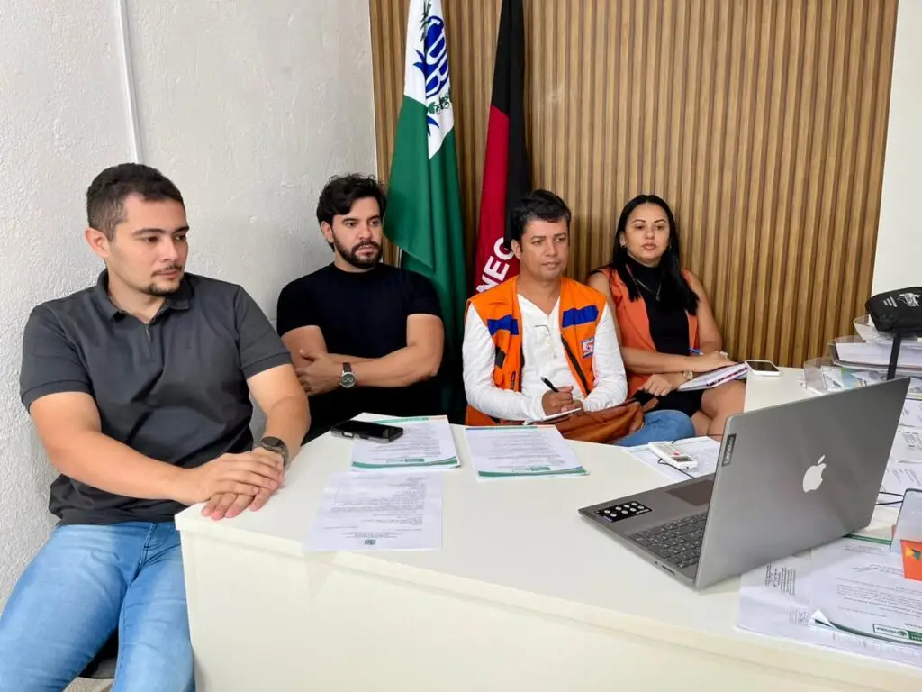 Prefeitura de Itatuba participa de reunião estratégica sobre ações emergenciais diante das fortes chuvas